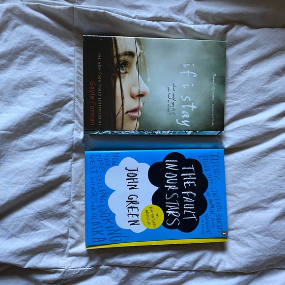 Book bundle - Picture 2 of 3